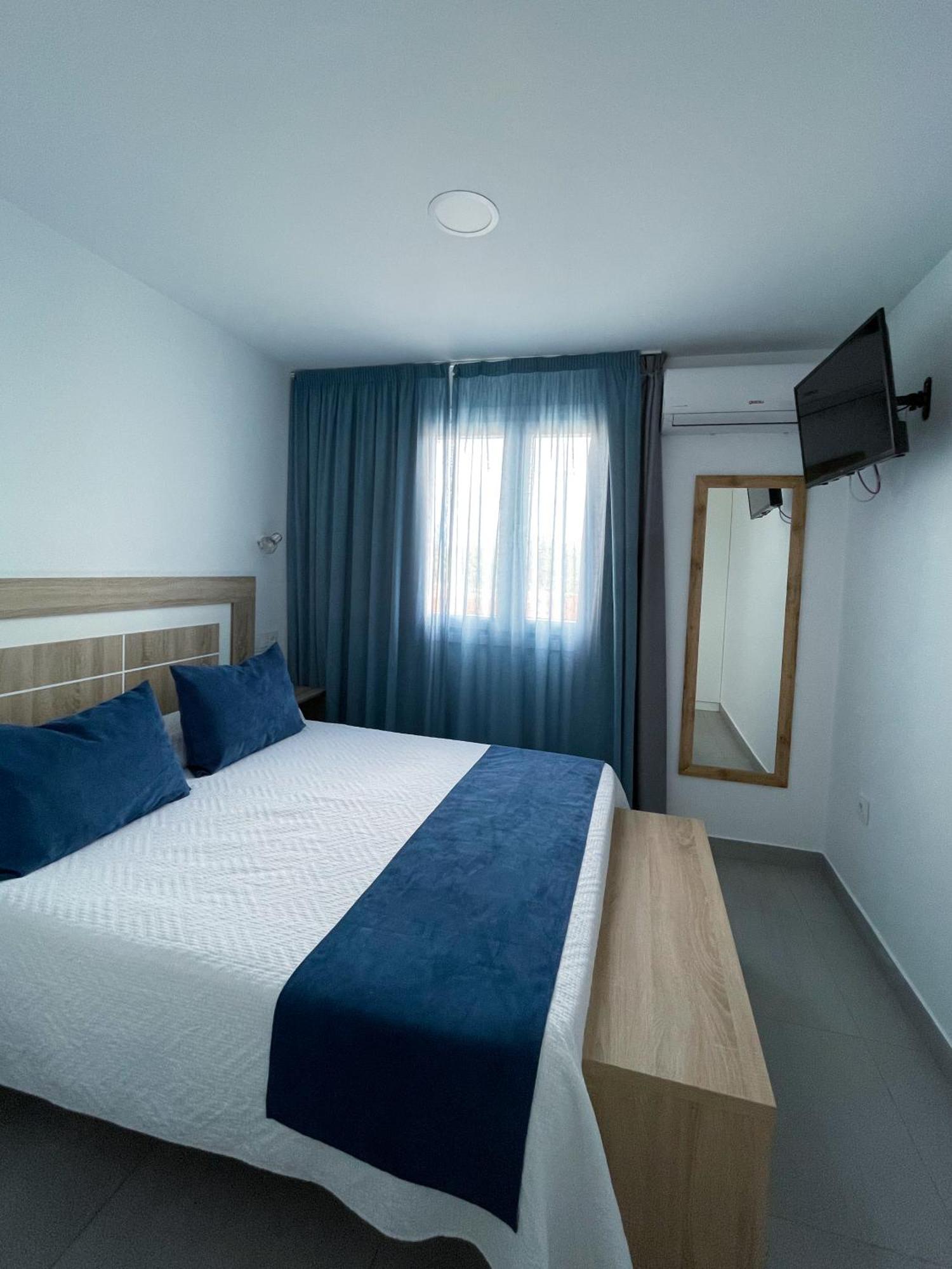 Apartamentos Lusitania Parking Gratis Bajo Disponibilidad Merida Exterior foto